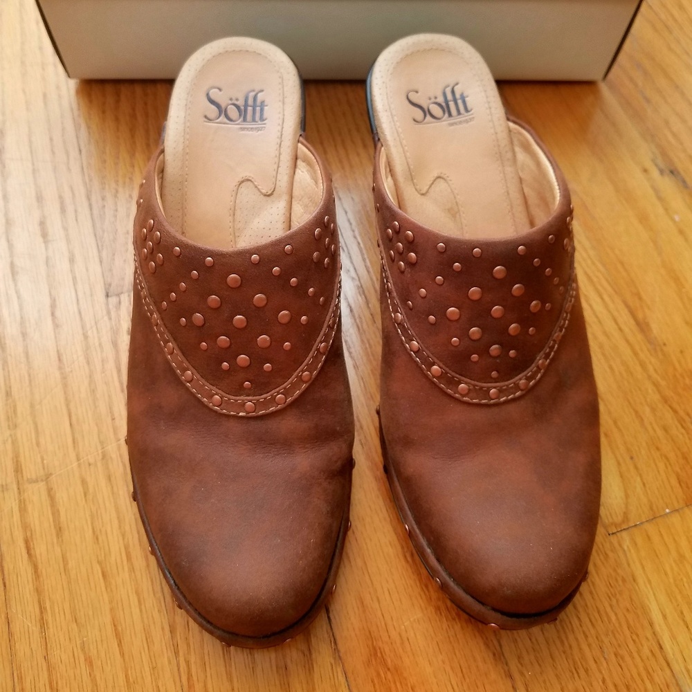 Brown Soft Neutralizer Clogs size 7